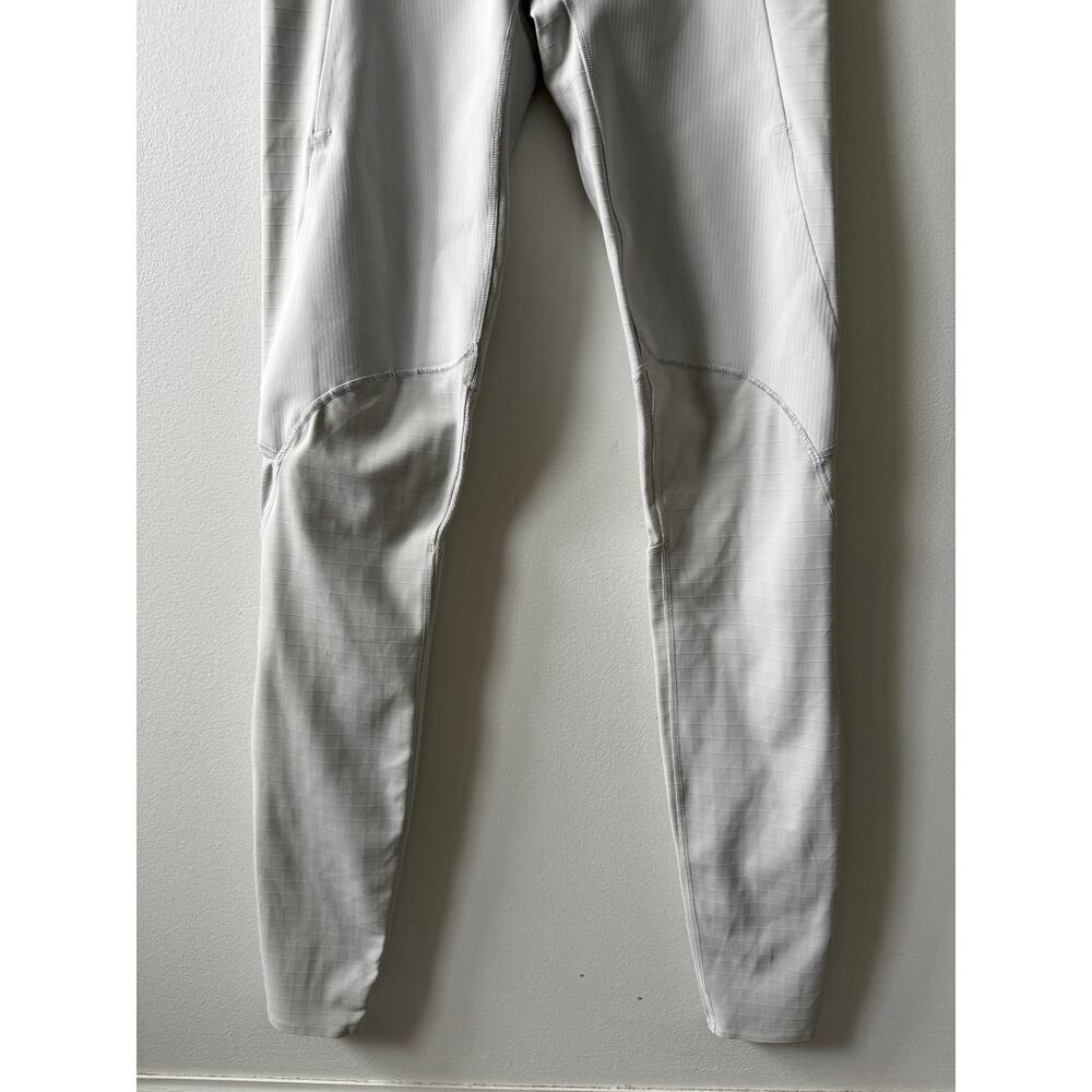 Lululemon Surge Warm Tight 29” Men's Size XS LM5AP9S Vapor - Picture 6 of 9